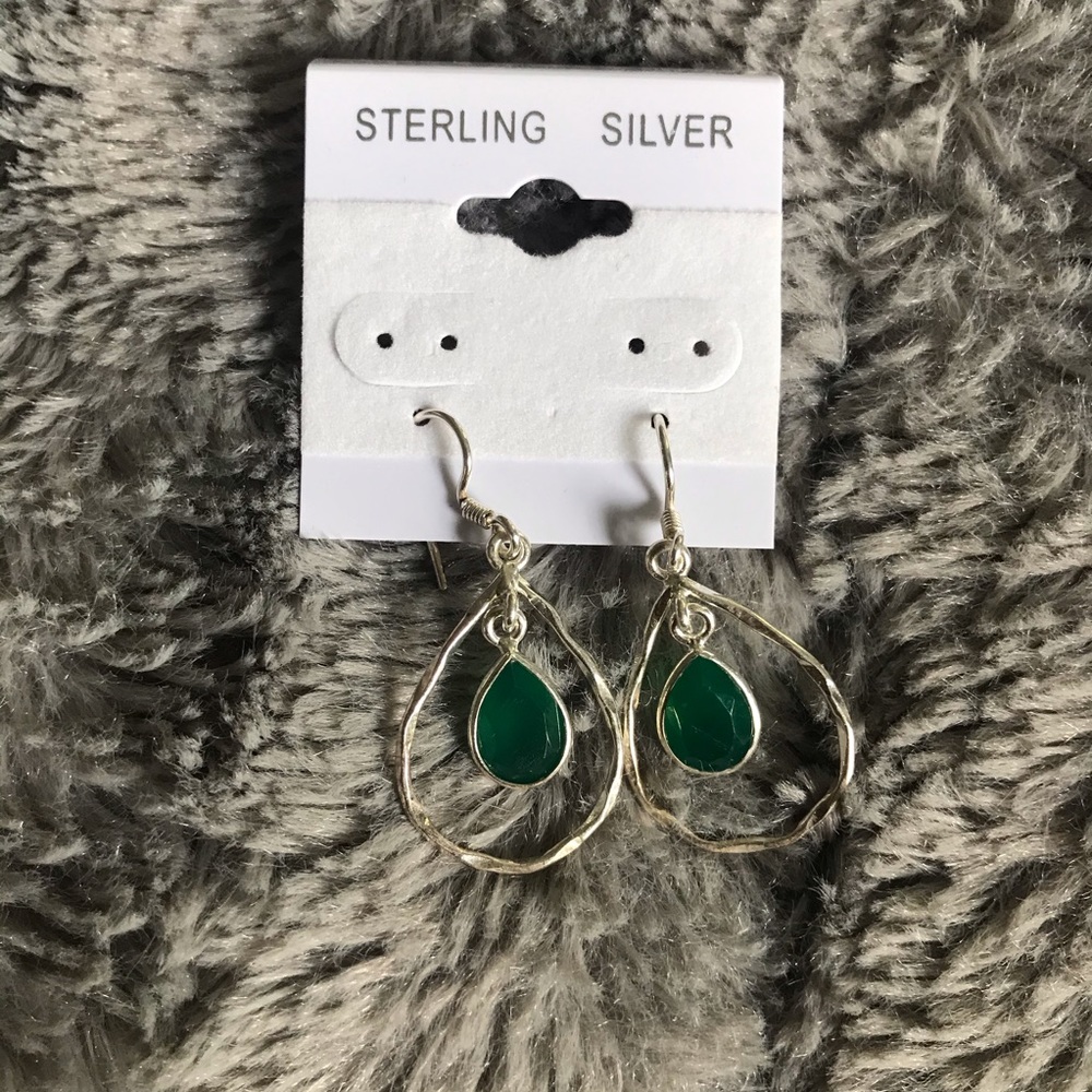 NWT Sterling Silver Green Onyx Teardrop Earrings